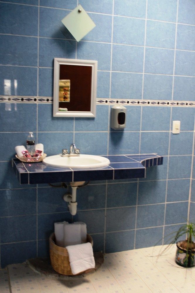 Hostal De San Pedro Чолула Экстерьер фото