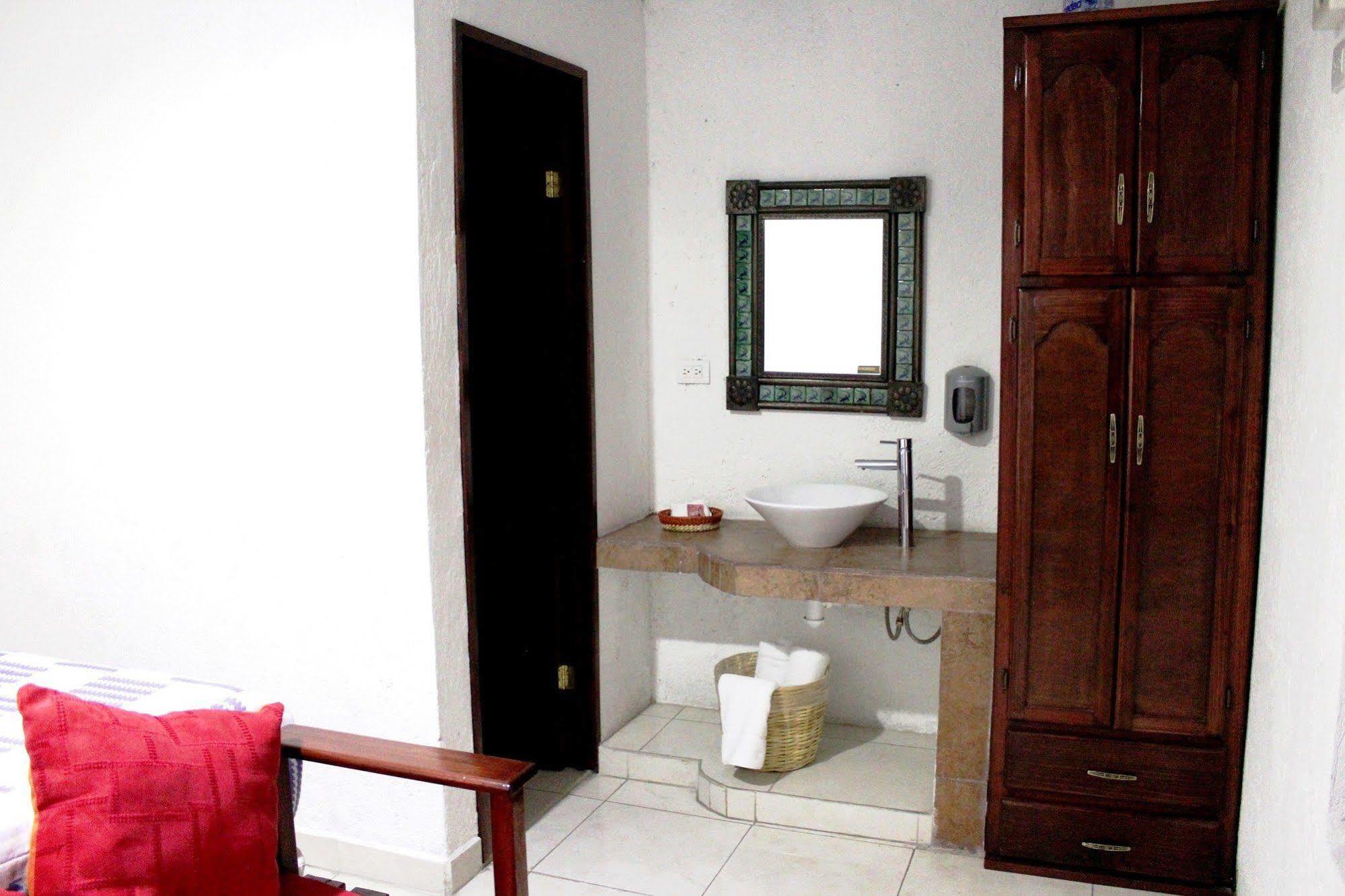 Hostal De San Pedro Чолула Экстерьер фото